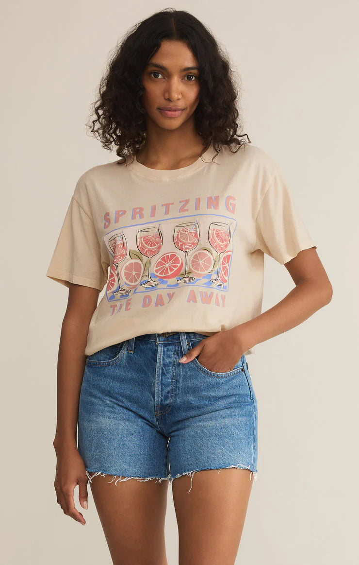 Spritzing Boyfriend Tee