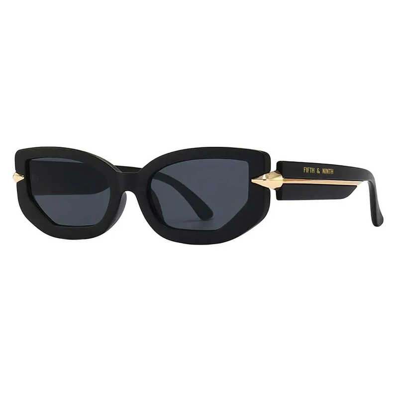 Elle Polarized